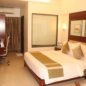 Premier Room